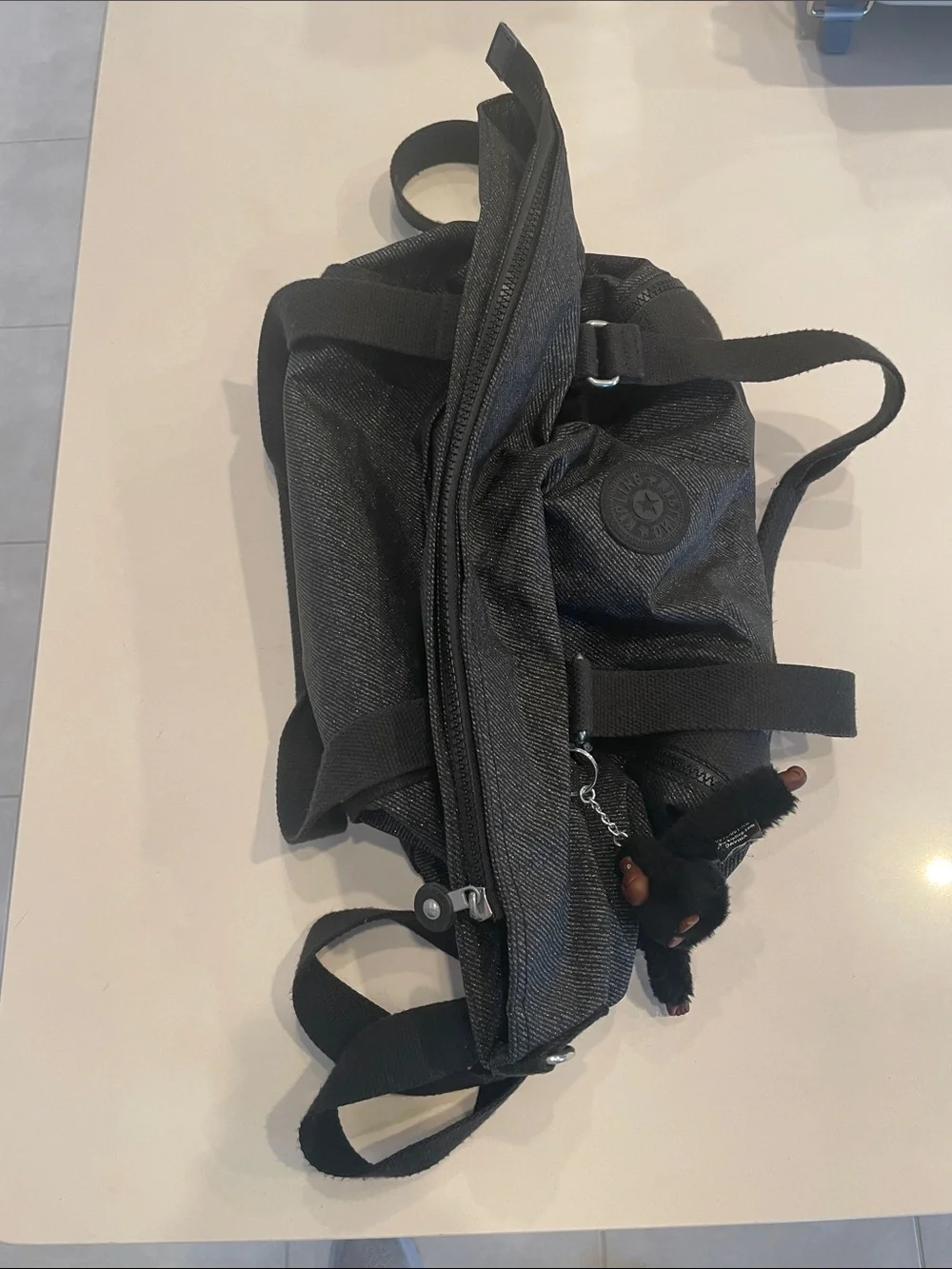 Kipling stylish duffel
